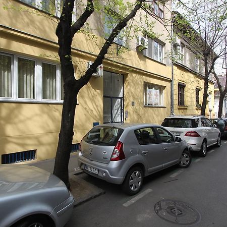 Sneki Apartment بلغراد المظهر الخارجي الصورة